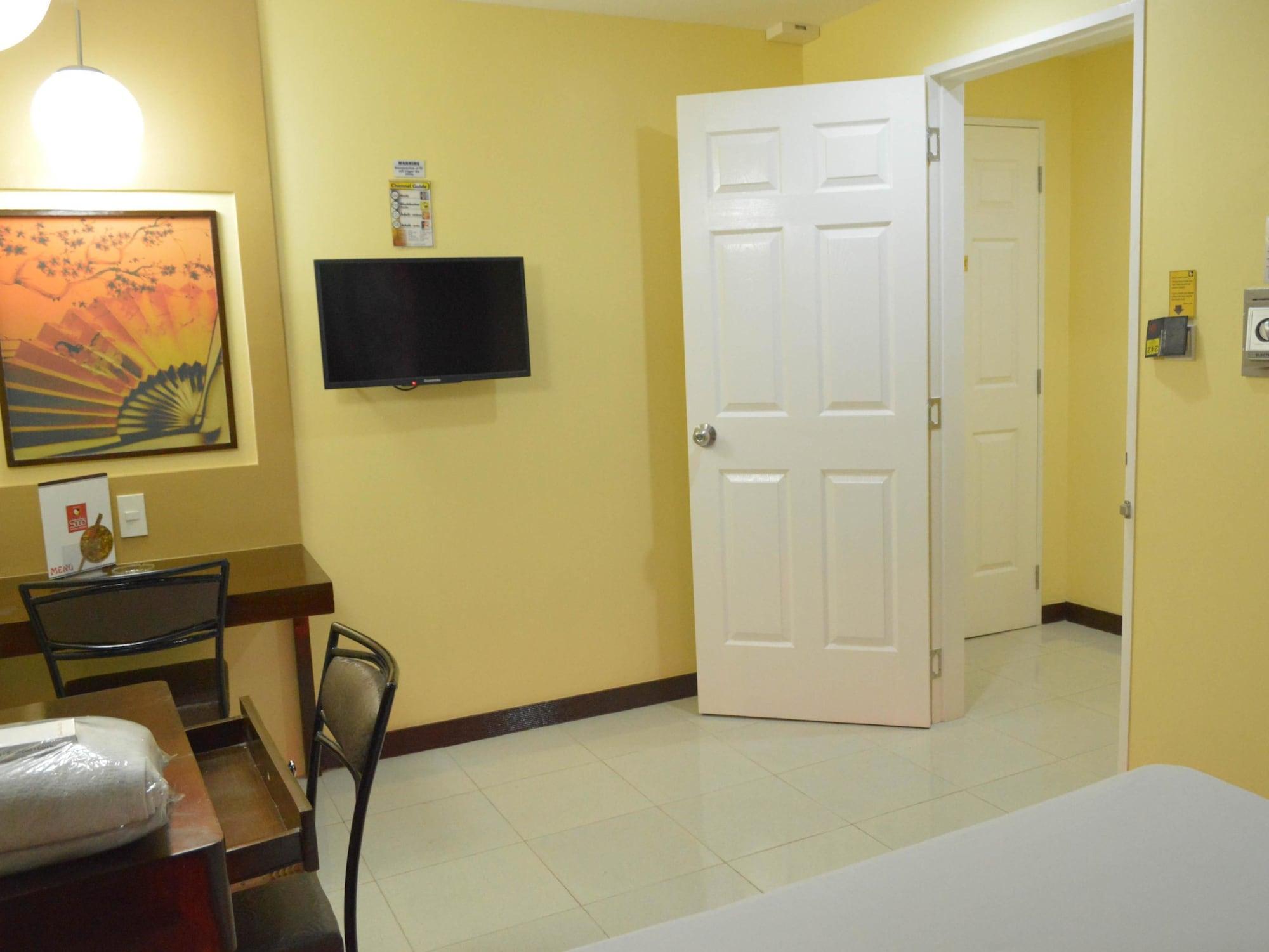 Hotel Sogo Pasay Wood Street Exterior photo