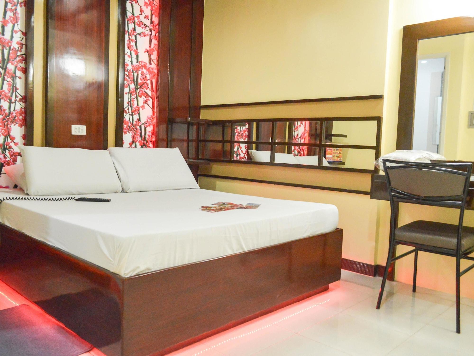 Hotel Sogo Pasay Wood Street Exterior photo
