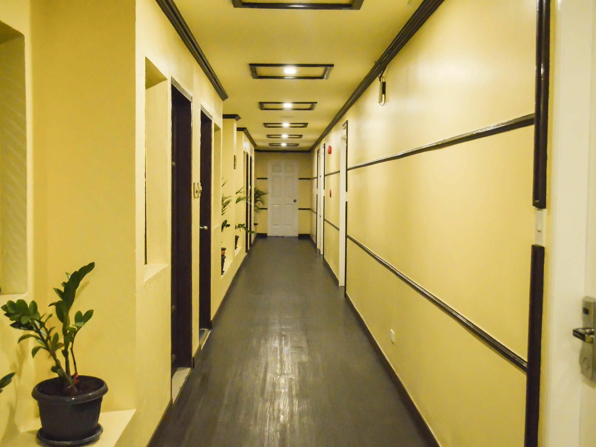 Hotel Sogo Pasay Wood Street Exterior photo