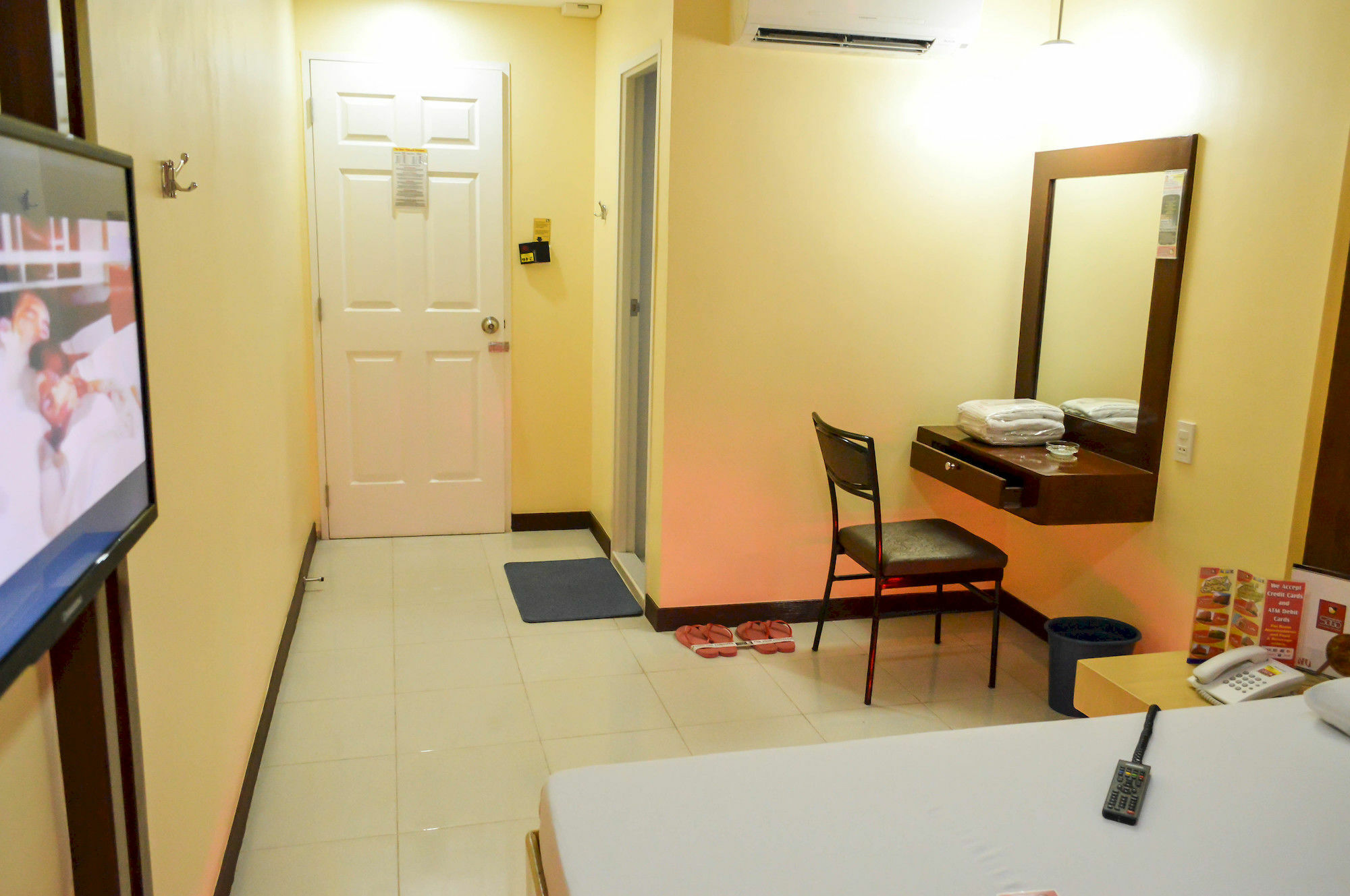 Hotel Sogo Pasay Wood Street Exterior photo