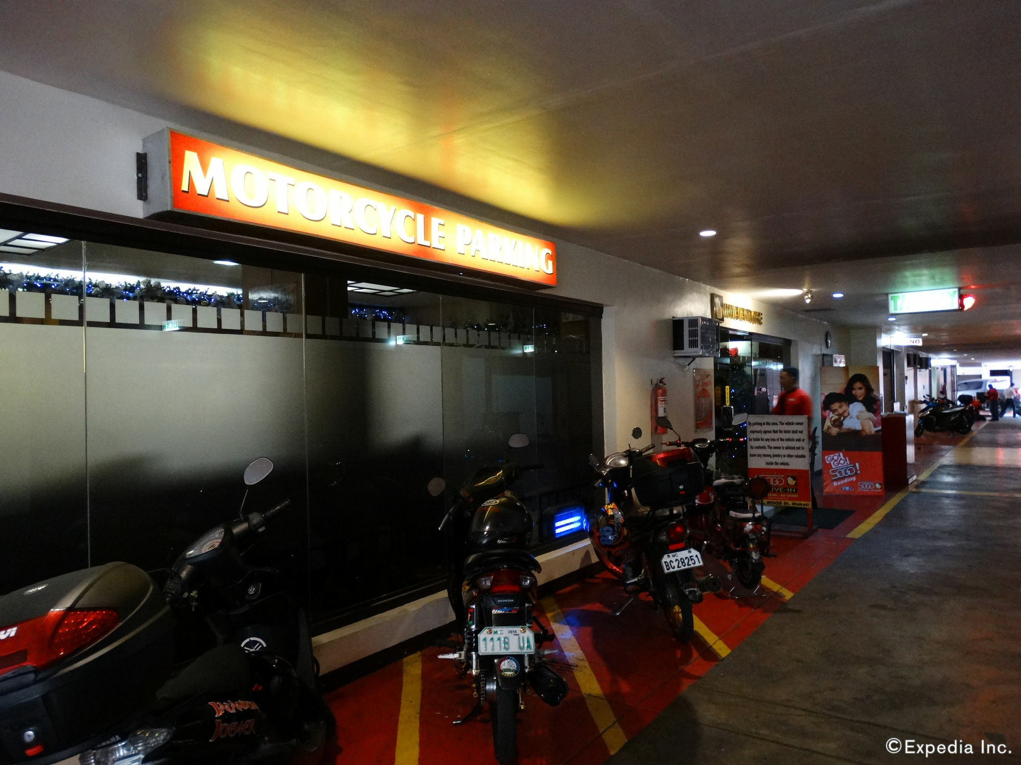 Hotel Sogo Pasay Wood Street Exterior photo